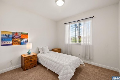 Beautiful single-level townhome in desirable Maple Ridge Estates - photo 33