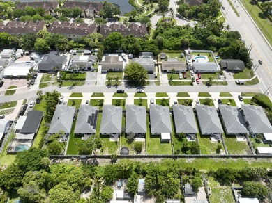Dream Home in West Palm Beach! Welcome to 941 Fitch Dr - a - photo 44