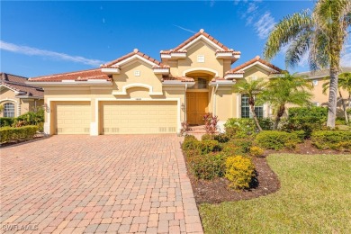 Lake Home For Sale in Fort Myers, Florida