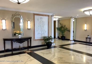 Staten Island's best-kept secret! This luxury high-rise offers a - photo 7