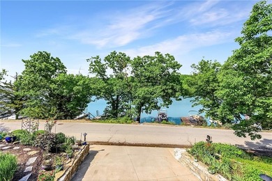 Welcome to 139 Lakeshore Drive South, a beautifully maintained - photo 20