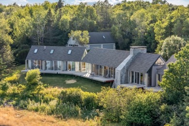 Between the incredible beach setting, the architecture, light - photo 4