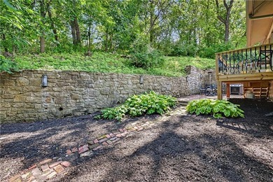 Welcome to 139 Lakeshore Drive South, a beautifully maintained - photo 40
