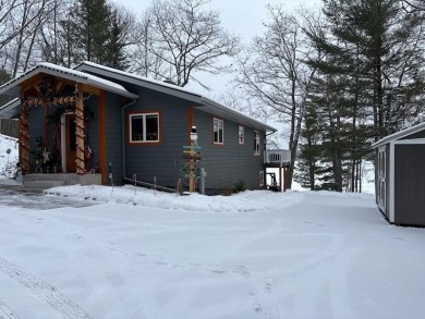 Lake Home For Sale in Minocqua, Wisconsin