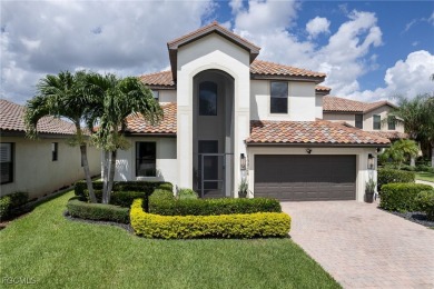 Lake Home For Sale in Fort Myers, Florida