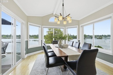 Experience stunning panoramic views that draw you straight to - photo 12