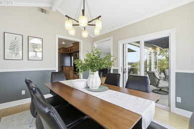 Experience stunning panoramic views that draw you straight to - photo 13