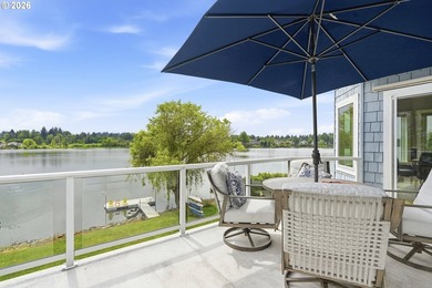 Experience stunning panoramic views that draw you straight to - photo 14