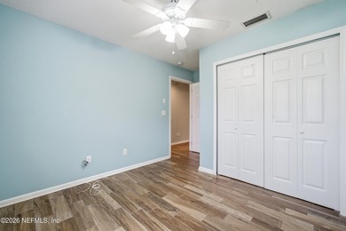 Lovely, move in ready townhome located just off of Monument Road - photo 16