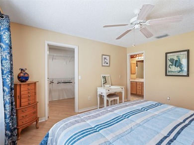 TURNKEY AND WELCOMING, THIS BEAUTIFULLY MAINTAINED 3-BEDROOM - photo 19