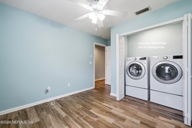 Lovely, move in ready townhome located just off of Monument Road - photo 20