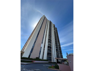 Lake Condo For Sale in Aventura, Florida