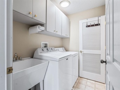 TURNKEY AND WELCOMING, THIS BEAUTIFULLY MAINTAINED 3-BEDROOM - photo 23