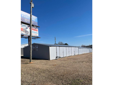 Greers Ferry Lake Commercial For Sale in Higden Arkansas