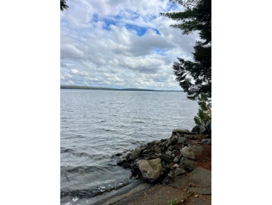 Schoodic Lake Home For Sale in Lake View Plantation Maine