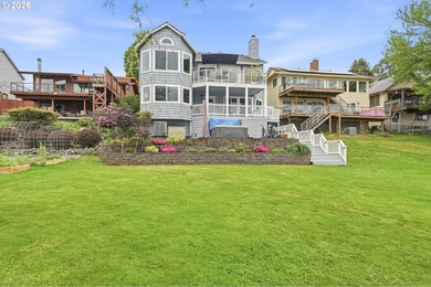Experience stunning panoramic views that draw you straight to - photo 31