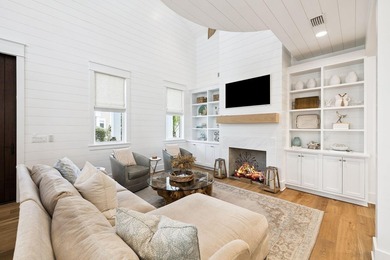 Under Contract w/ 72-hour Kick-Out. Welcome to 21 Clove Hitch - photo 6