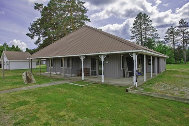 (private lake, pond, coastal) Home For Sale in Indian Lake New York