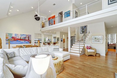 This sophisticated Marsh Island turn-key home offers a perfect - photo 13