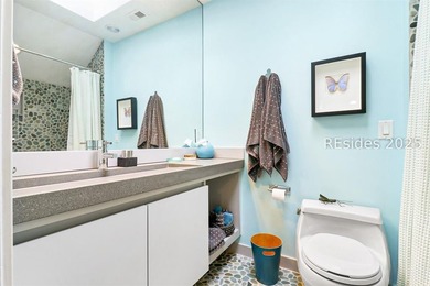 This sophisticated Marsh Island turn-key home offers a perfect - photo 35