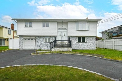 Looking for turnkey in prime location? Look no further. 107 - photo 1