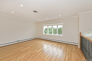 Looking for turnkey in prime location? Look no further. 107 - photo 6