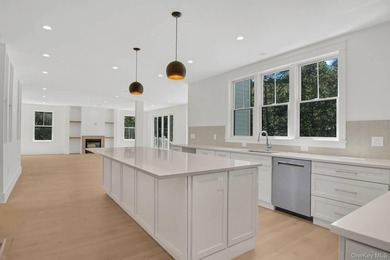 Discover the epitome of modern elegance at 95 North Summit - photo 6