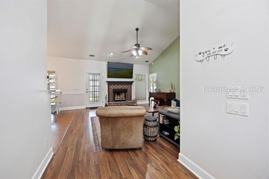 Enjoy easy one-level living in this spacious 4-bedroom - photo 3