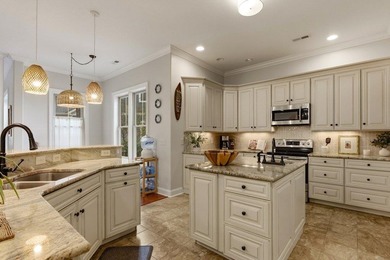 Just reduced!! Beautiful 4 bedroom, 3.5 bath custom home is - photo 4