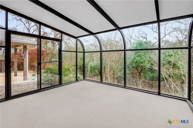 This garden style home is tucked away in pocket neighborhood - photo 5