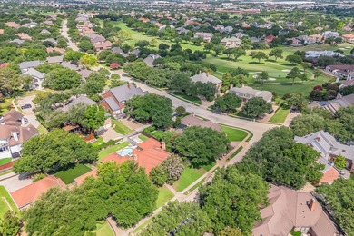 NESTLED WITHIN THE EXCLUSIVE GATED COMMUNITY OF COTTONWOOD - photo 3