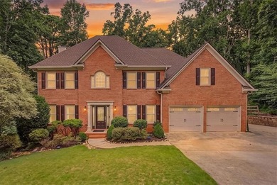 Impressive 5 bedroom , 3.5 bath Executive Home perfectly - photo 2
