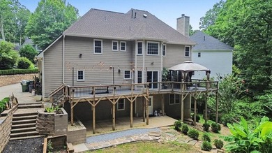 Impressive 5 bedroom , 3.5 bath Executive Home perfectly - photo 6