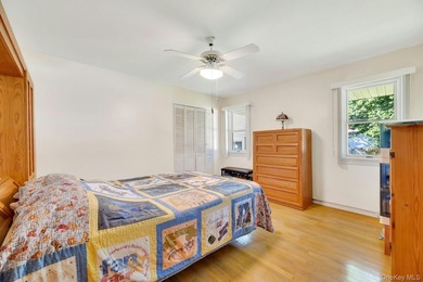 Welcome to 7 Applewood Road located in the Smithtown School - photo 12