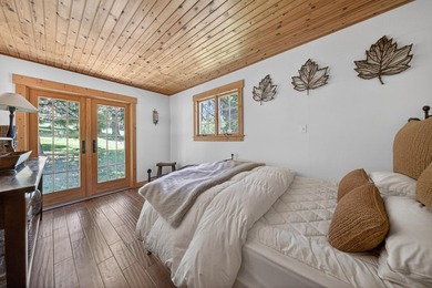 Wake up to the quiet hush of pine trees, sunlight spilling - photo 16