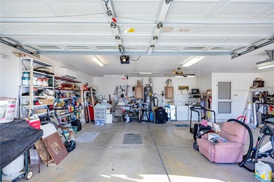 Welcome to this pristine 3BR/2BA home located on a quiet street - photo 21