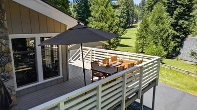 Wake up to the quiet hush of pine trees, sunlight spilling - photo 29