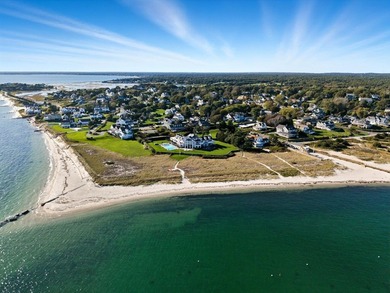 A rare and extraordinary offering, this iconic beachfront estate - photo 3