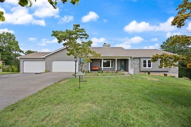 Lake Cumberland Home For Sale in Monticello Kentucky