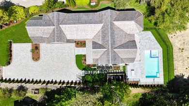 Mayflower Point, Orleans. This extraordinary waterfront estate - photo 6