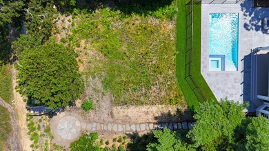 Mayflower Point, Orleans. This extraordinary waterfront estate - photo 7