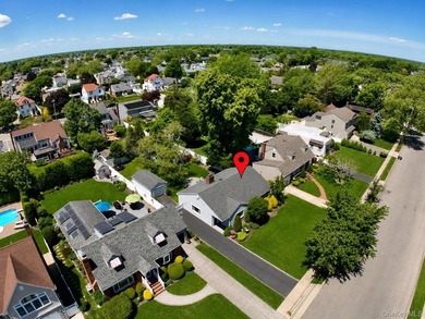 Welcome to this beautifully updated sprawling ranch in the - photo 2
