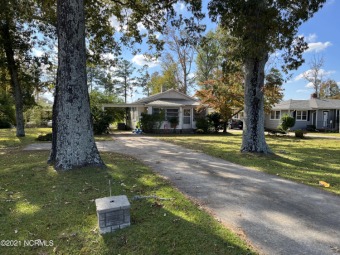 Lake Home Off Market in Vanceboro, North Carolina