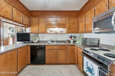 Rare deepwater opportunity on Waverly Creek at historic Old Red - photo 18
