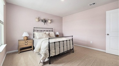 *4 bedroom, 2.5 baths *Open concept great room, dining room and - photo 21