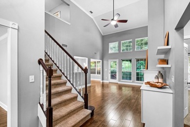 Welcome to 320 Branch Hill Park, where traditional charm meets - photo 4