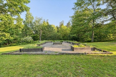 An extraordinary opportunity to own a truly distinctive - photo 44