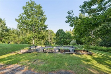 An extraordinary opportunity to own a truly distinctive - photo 46