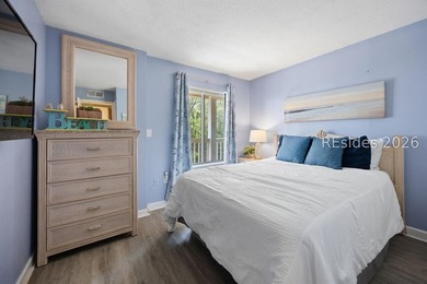 Ocean views from this penthouse 2-bedroom, 2-bathroom villa in - photo 10