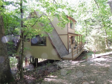 Lake Aspen Home For Sale in Innsbrook Missouri